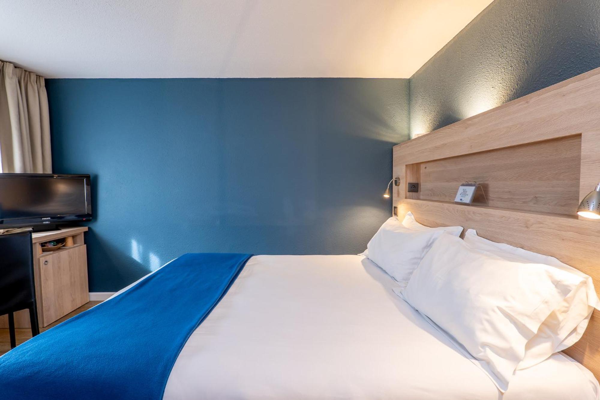 Hotel Kyriad 3*
